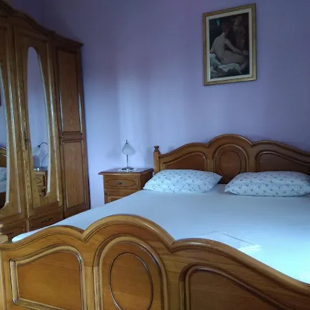 아파트 With Parking Space - 15349