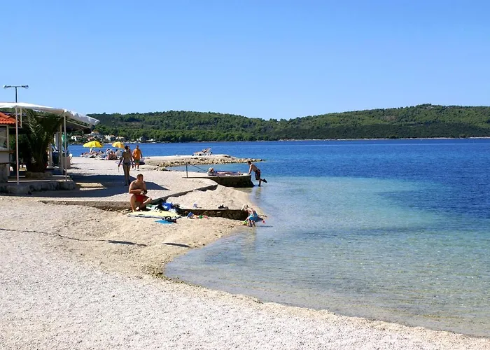 Apartman With Parking Space - 15349 *